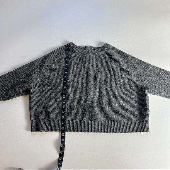 ZARA Womens Small Viscose Knit Crop Gray Sweater Zip In Back - Picture 6 of 13